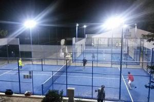 Instalación de 2 pistas de pádel Outdoor en Dabliu, Italia