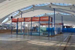Serena Pádel instala una pista Indoor en Génova, Italia
